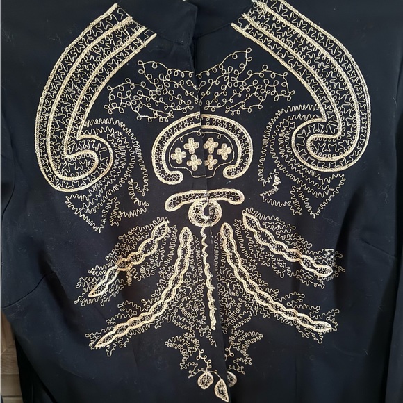 Rare Find: Vintage 1990s Harve Bernard Embroidered Indian-Inspired Jacket - Picture 4 of 5